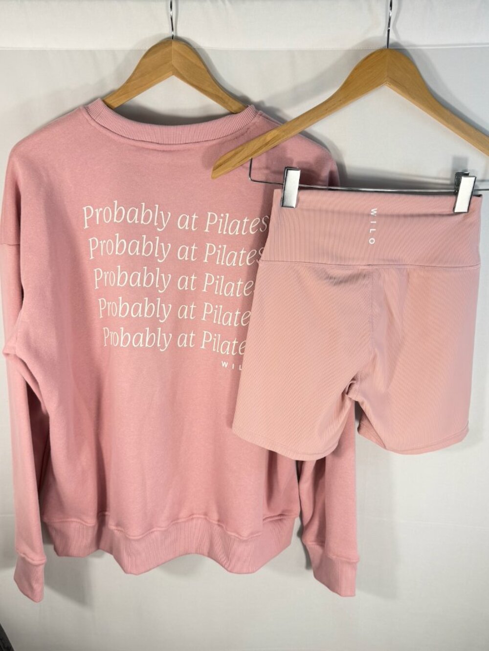 WILO THE LABEL Pilates Bow Crew & Shorts Blush ExtraSmall NWT 2-Piece Lounge Set